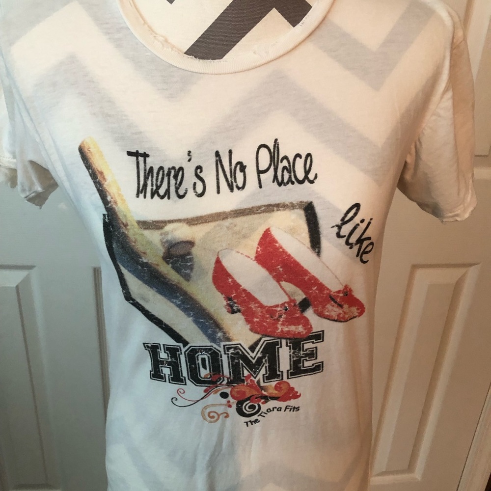 Attention baseball gals!! Cutest boutique tee.